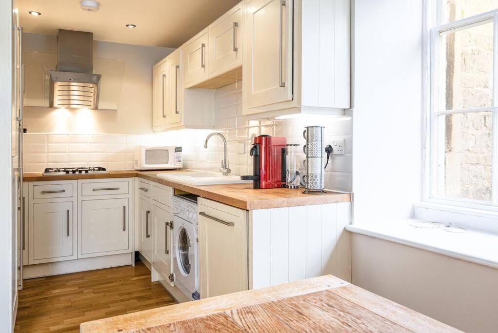 Stunning 2 Bedroom Apartment In Converted Chapel Bath Kültér fotó