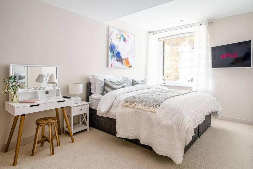 Stunning 2 Bedroom Apartment In Converted Chapel Bath Kültér fotó