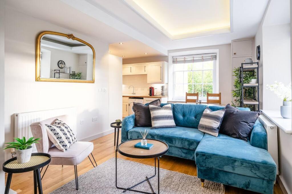 Stunning 2 Bedroom Apartment In Converted Chapel Bath Kültér fotó